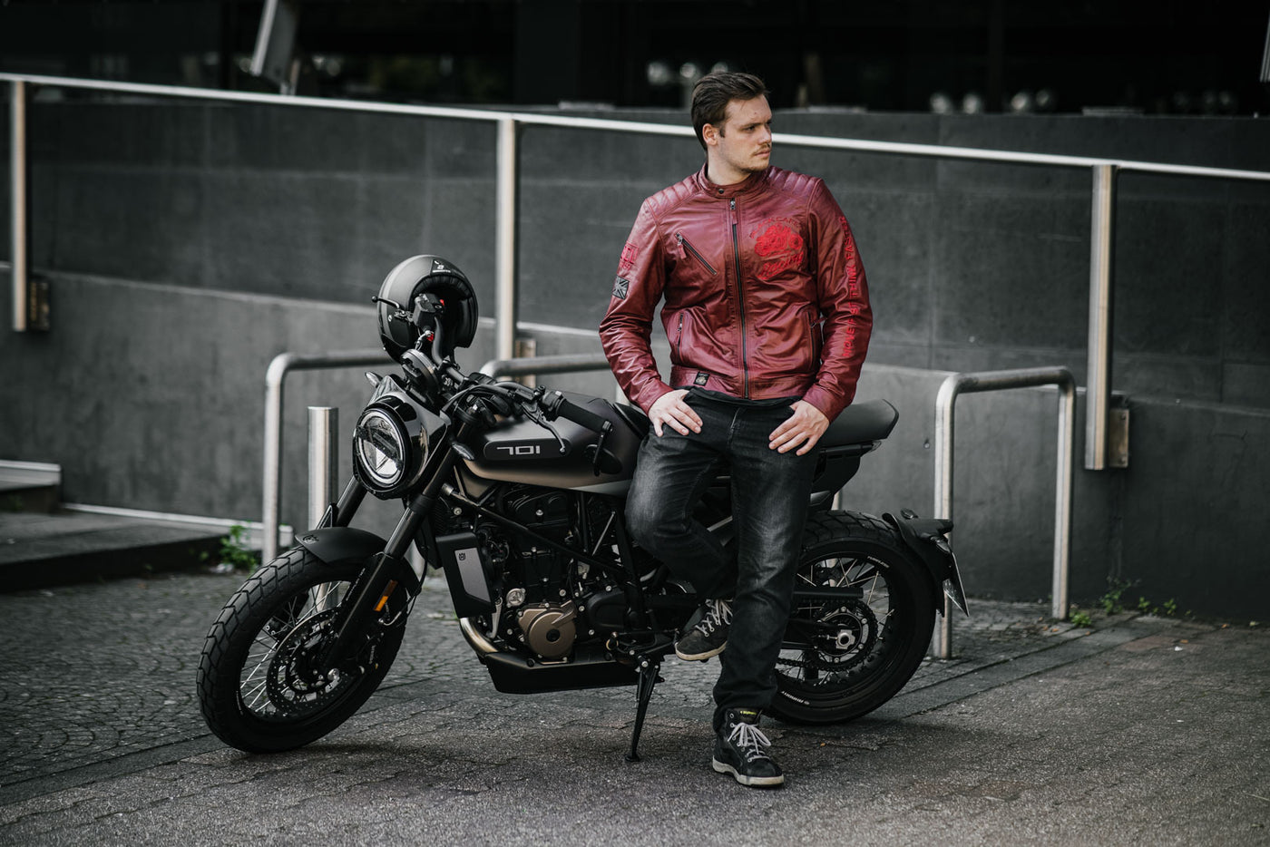 Black-Cafe London Istanbul 摩托車皮夾克